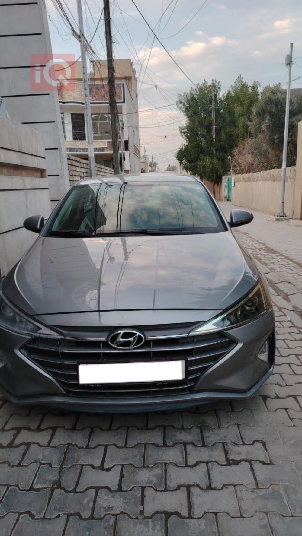 هیوندای ئەلەنترا